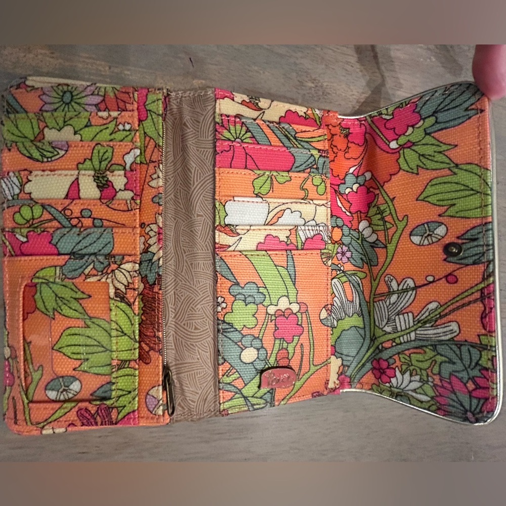 NWOT Sakroots Women's Vibrant Floral Trifold Wallet - Orange, Pink, Green - Picture 3 of 9